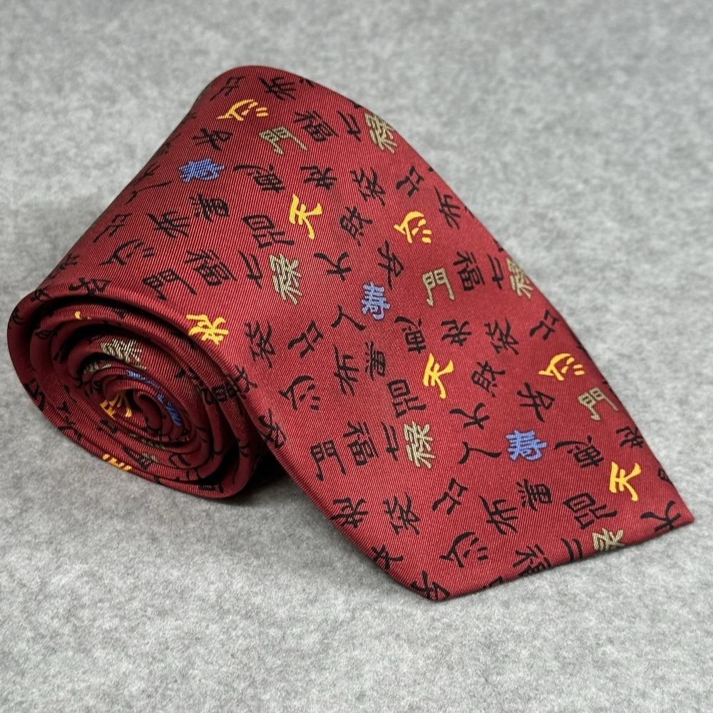 World Museum Collection Silk Tie Red Asian Calligraphy Korea 59x3.75in